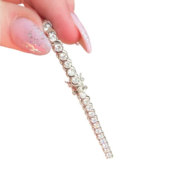 New Sterling Silver 925 Cubic Zirconia Tennis Bracelet with double lock clasp 8” - Picture 2 of 7